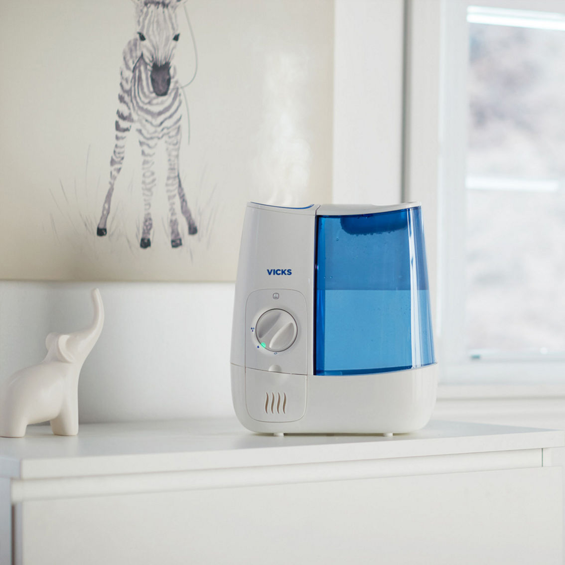 Vicks Warm Mist Humidifier - Image 3 of 6