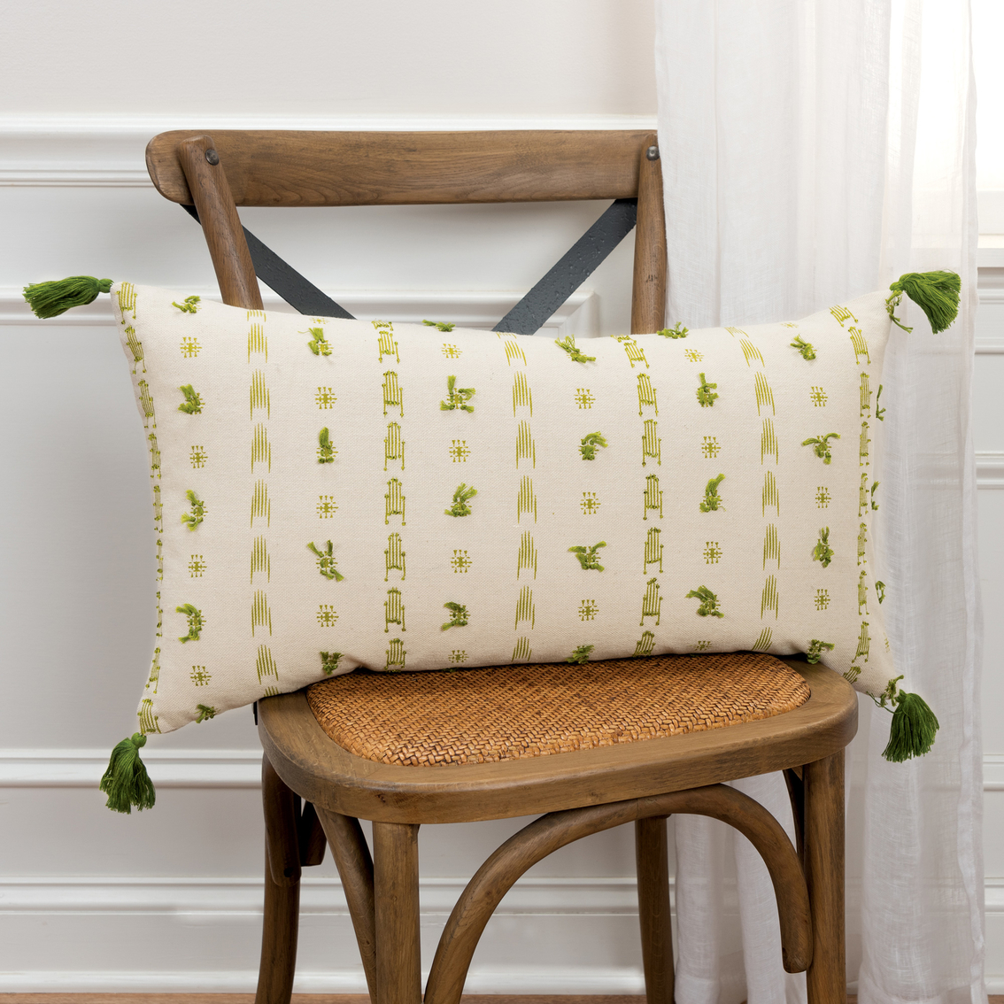 Rizzy Home Geometric Green Polyester Filled Pillow - Image 2 of 5