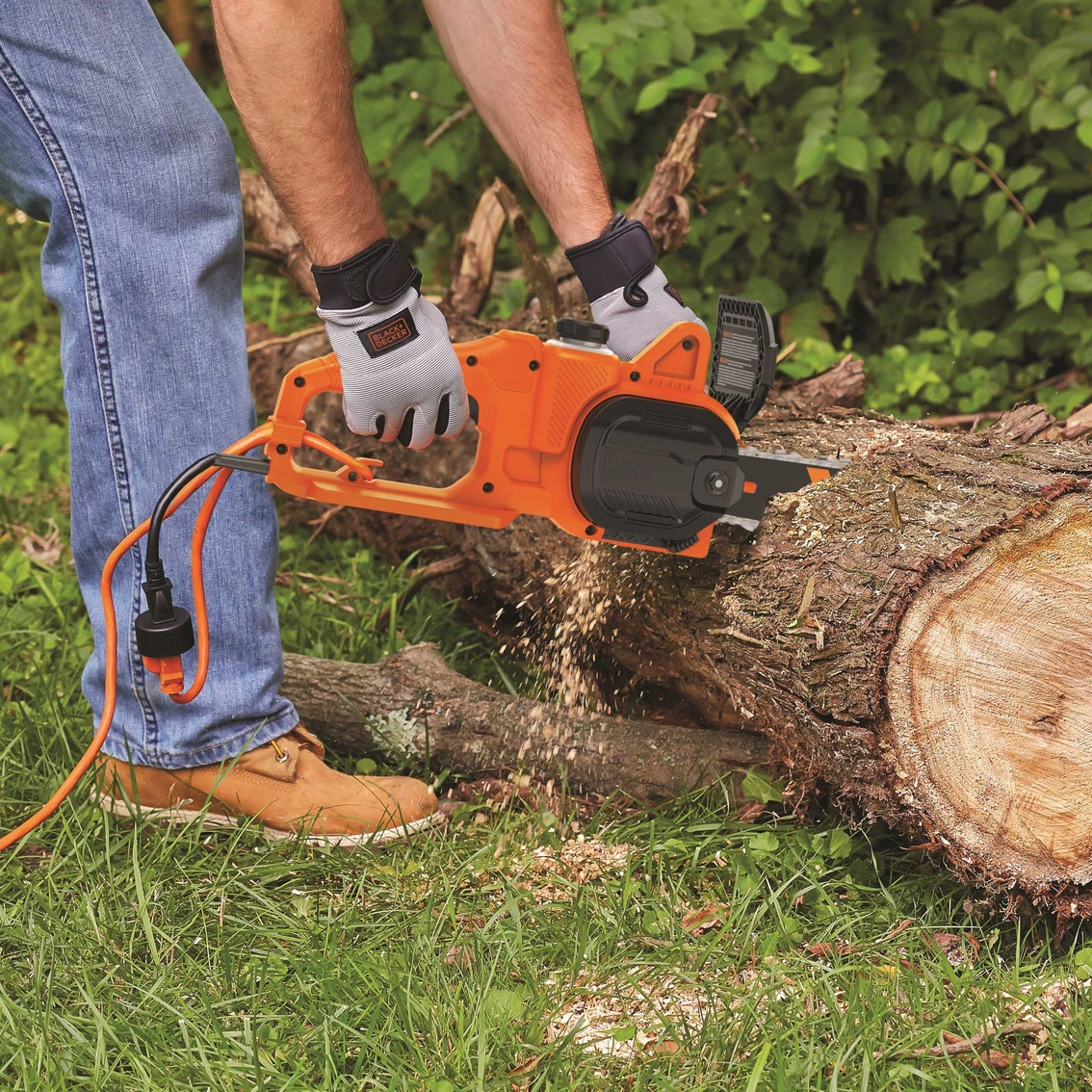 Black + Decker 8A 14 in. Electric Chainsaw - Image 5 of 5