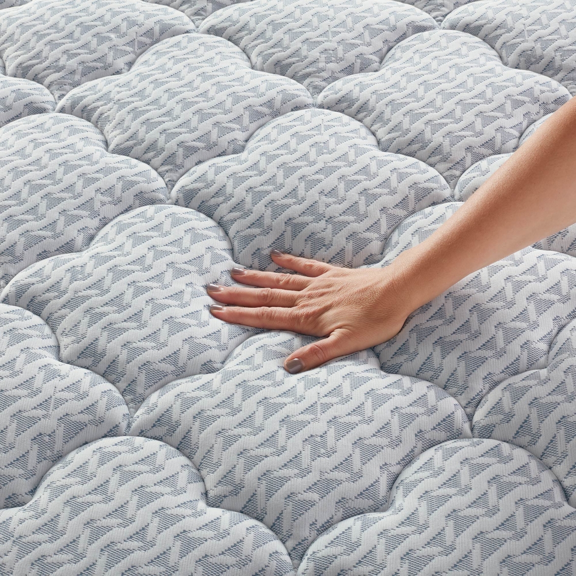 Serta Serene Sky Plush Pillow Top Mattress - Image 4 of 5