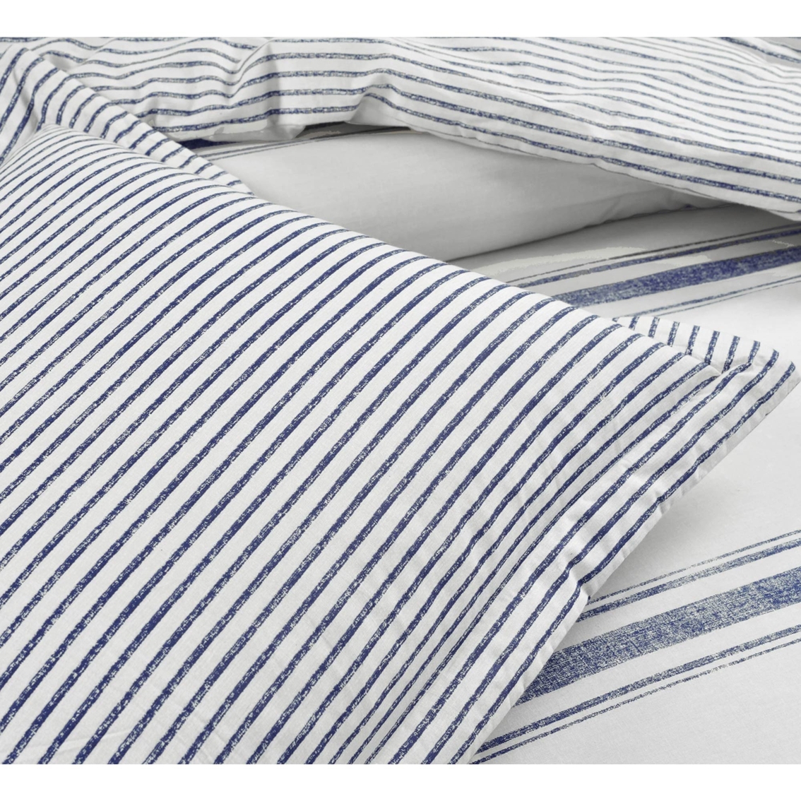 Lush Decor Farmhouse Stripe Comforter 3 pc Set - Image 3 of 4