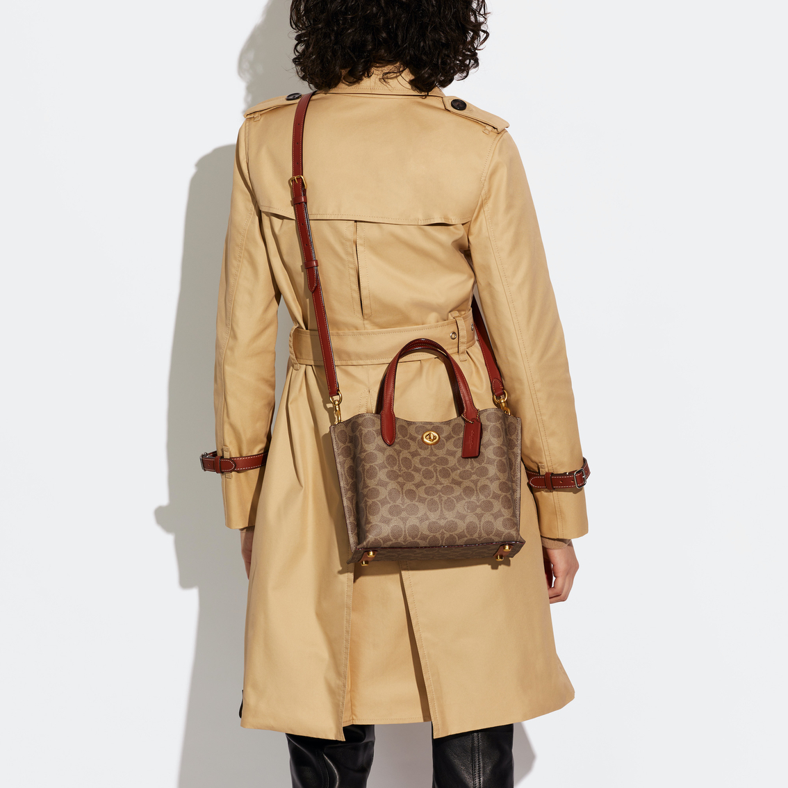 COACH Signature Leather Willow 24 Tote - Image 6 of 8