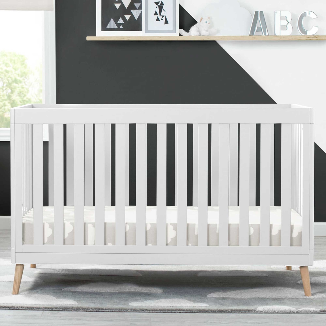 Delta Children Essex 4 in 1 Convertible Crib - Image 5 of 5