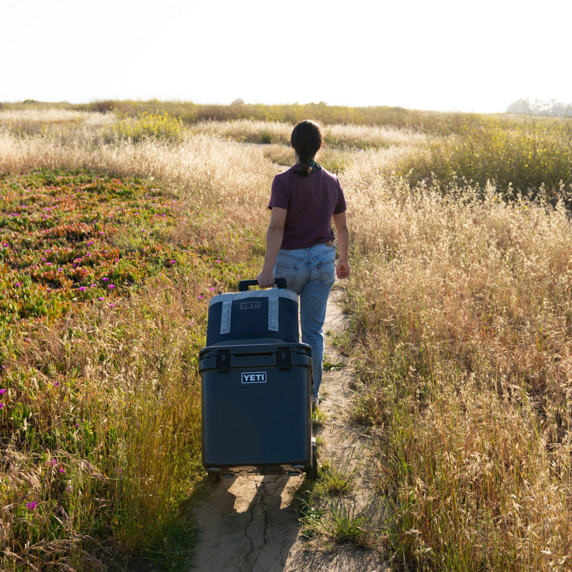 Yeti Roadie 60 qt. Wheeled Cooler - Image 8 of 8