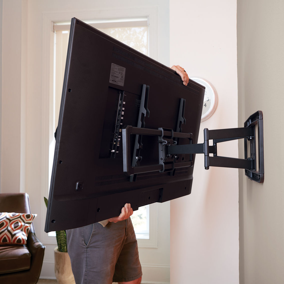 SANUS Vuepoint Full Motion TV Mount for 42 to 85 in. TVs with 9.8 ft. 4K HDMI Cable - Image 3 of 4