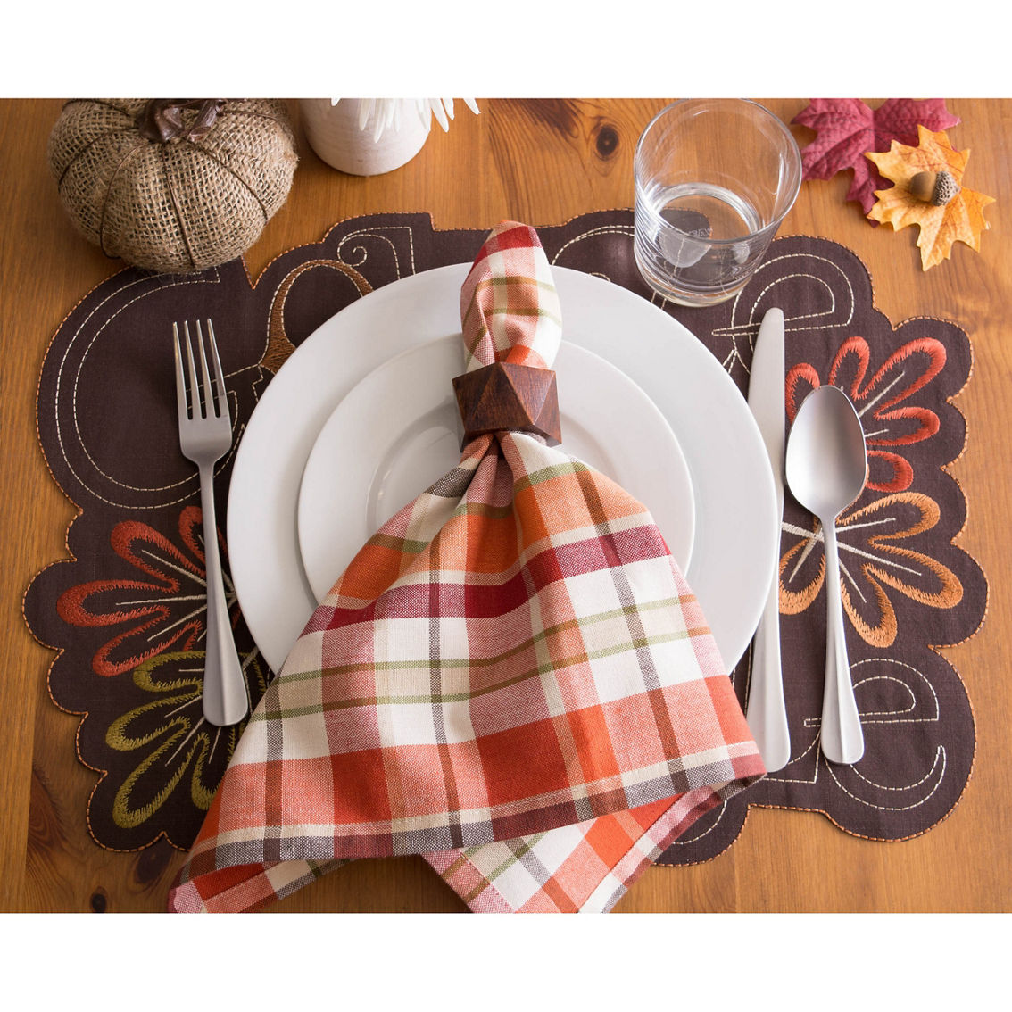 Design Imports Gobble Gobble Embroidered Placemats, Set of 4 - Image 4 of 6