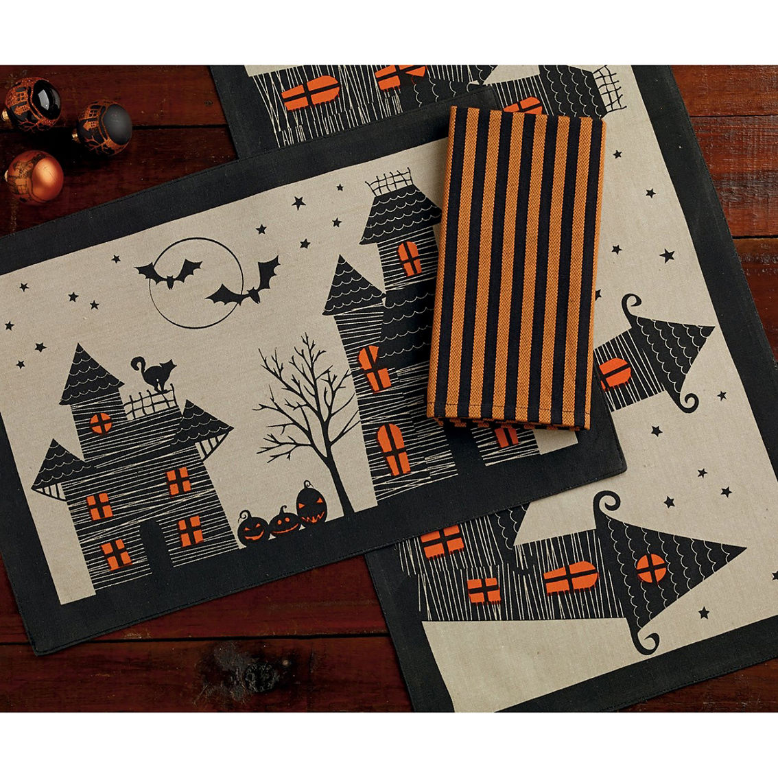 Design Imports 14 x 72 in. Haunted House Jute Table Runner - Image 2 of 5