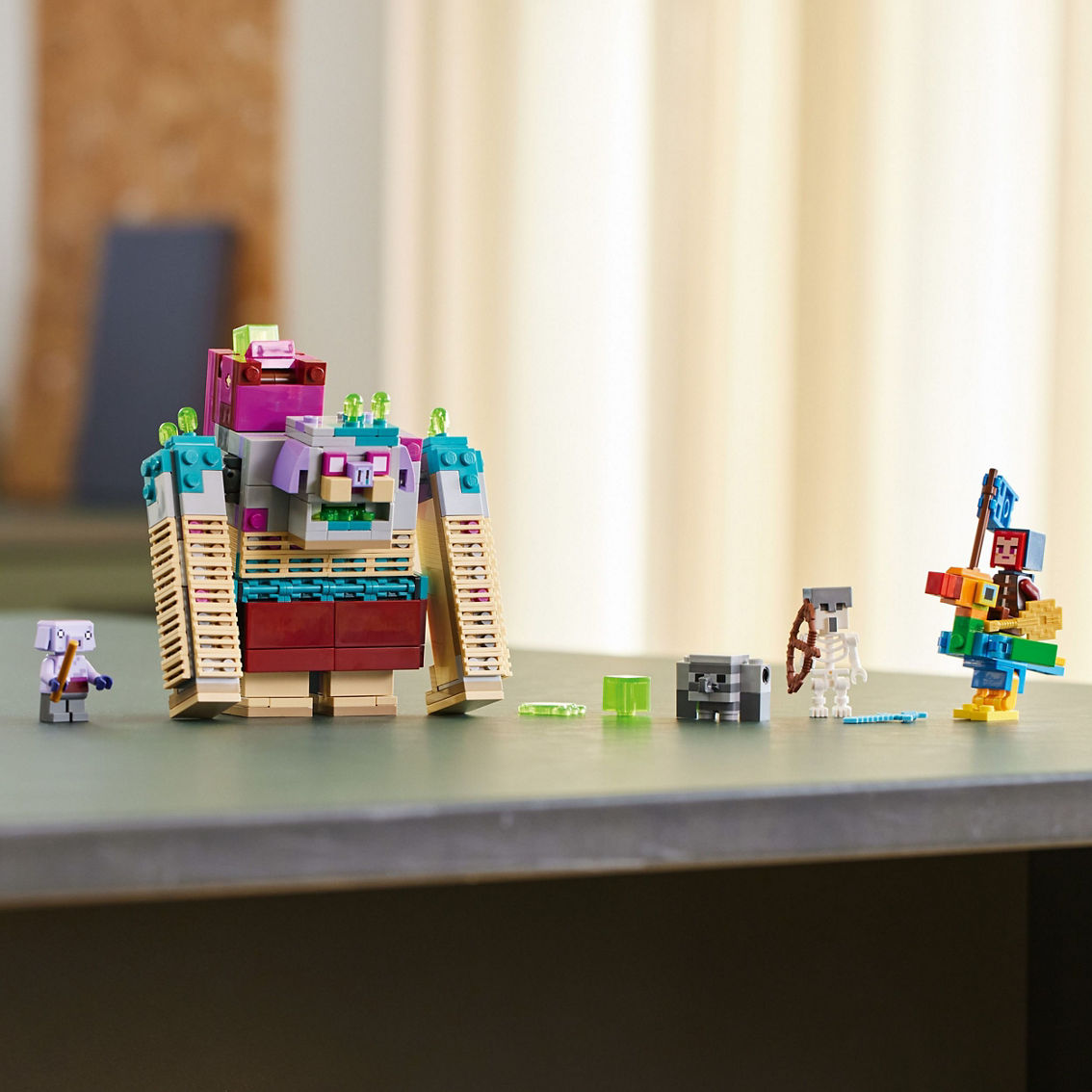 LEGO Minecraft The Devourer Showdown 21257 - Image 5 of 10