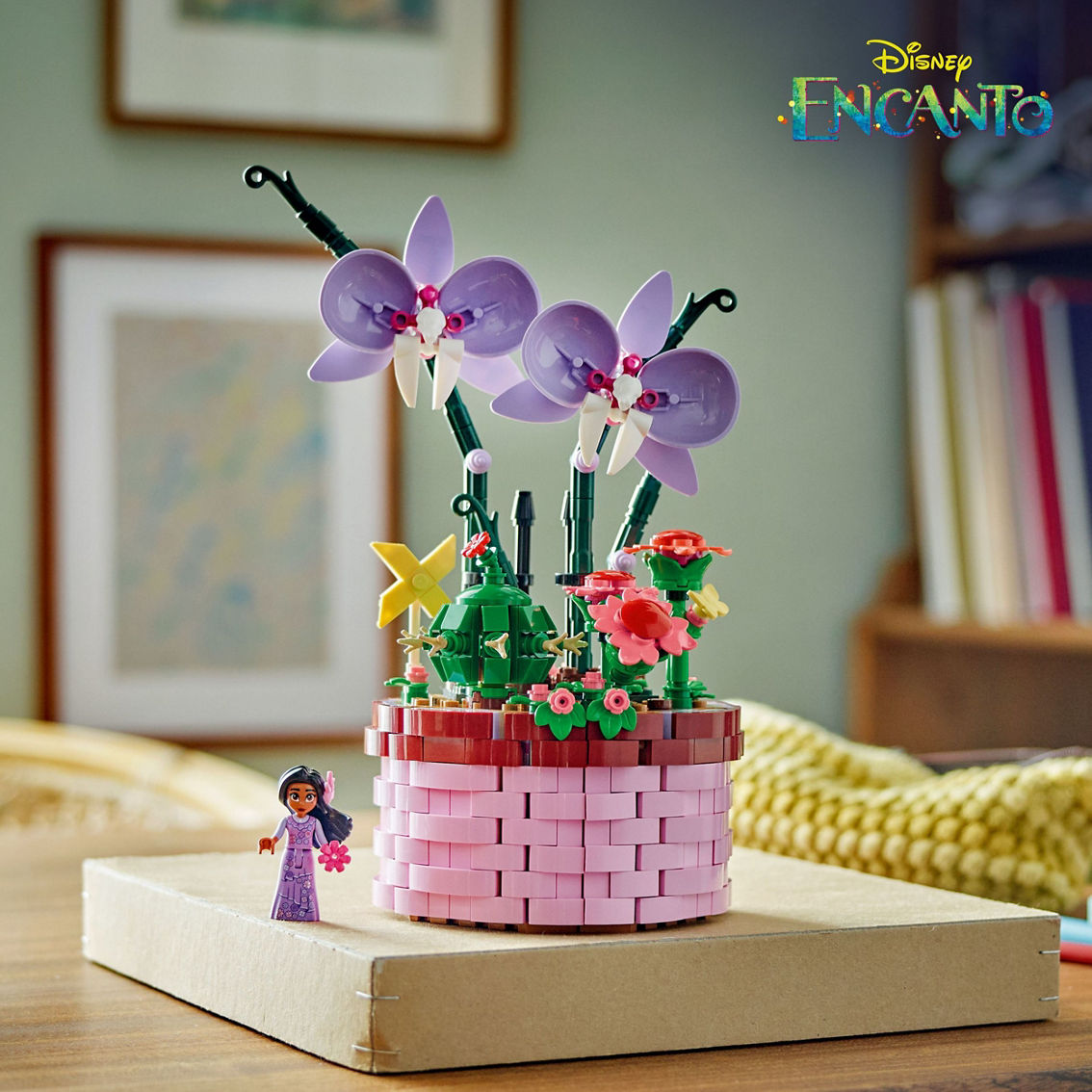 LEGO Disney Encanto Isabela's Flowerpot 43237 - Image 6 of 10