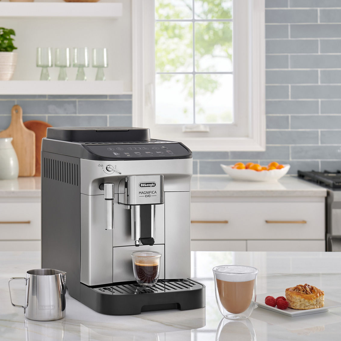 De'Longhi Magnifica Evo Coffee and Espresso Machine - Image 2 of 5