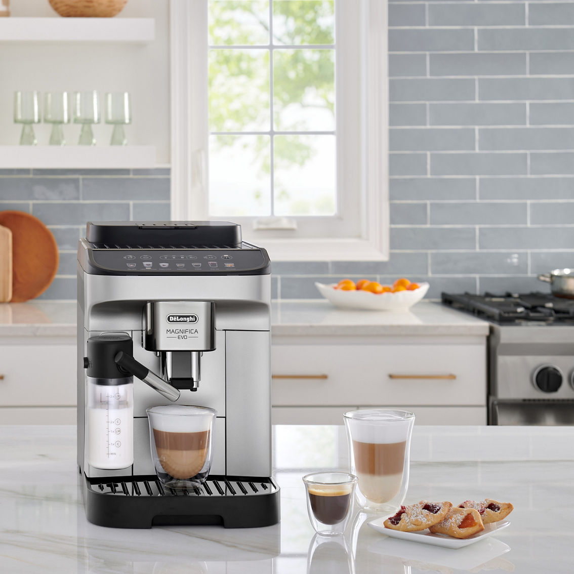 De'Longhi Magnifica Evo with LatteCrema System - Image 3 of 6