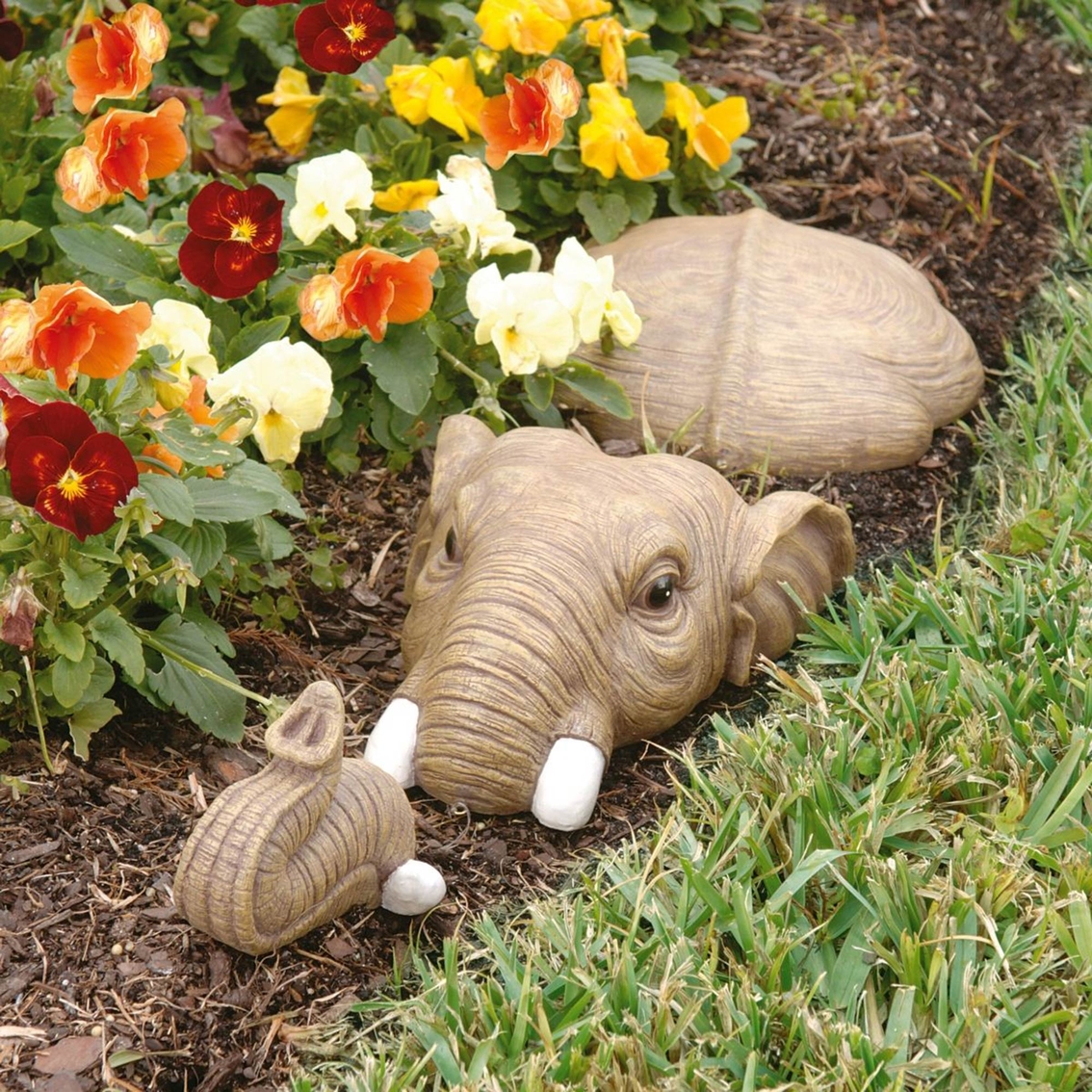 Design Toscano In For a Swim Elephant Lawn Sculpture